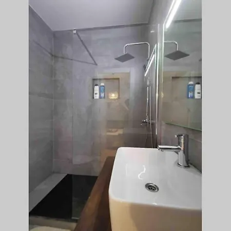 Moderno Estudio En El Centro De Apartment *